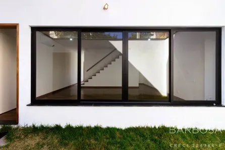 Casa com 4 Quartos à venda, 186m² no Vila Ipojuca, São Paulo