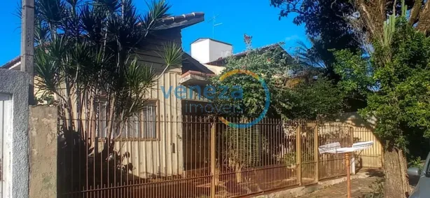 Casa com 5 Quartos à venda, 140m² no Petrópolis, Londrina