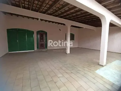 Casa com 4 Quartos à venda, 349m² no Martins, Uberlândia