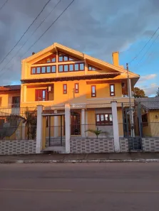Sobrado com 4 Quartos à venda, 107m² no Colina, Guaíba
