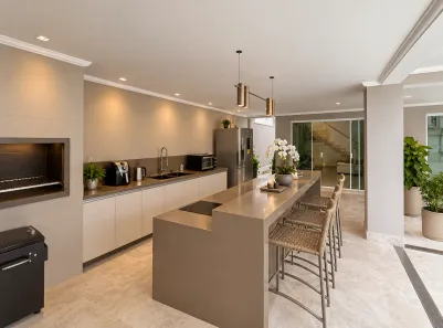Casa com 6 Quartos para alugar, 400m² no Recreio dos Bandeirantes, Rio de Janeiro