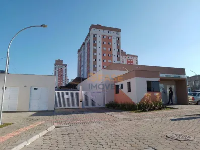 Apartamento com 2 Quartos à venda, 53m² no São Francisco, Criciúma