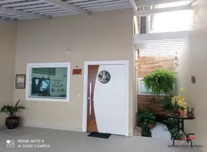 Casa com 3 Quartos à venda, 160m² no Lagoa Redonda, Fortaleza
