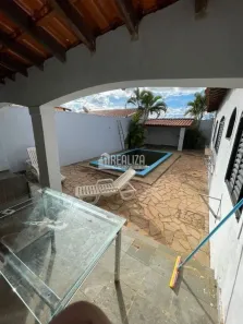 Casa com 3 Quartos à venda, 175m² no Jardim São Bento, Uberaba