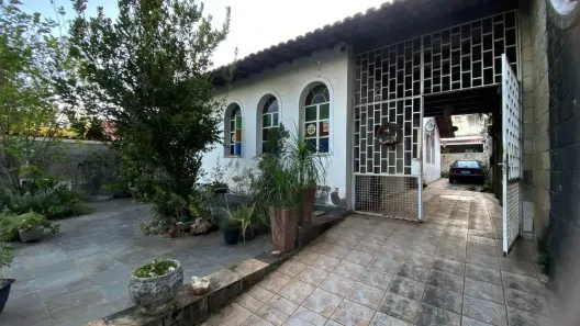 Casa com 3 Quartos à venda, 224m² no Itapoã, Belo Horizonte