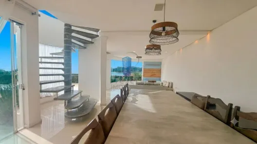 Casa com 4 Quartos para alugar, 400m² no Cabeçudas, Itajaí