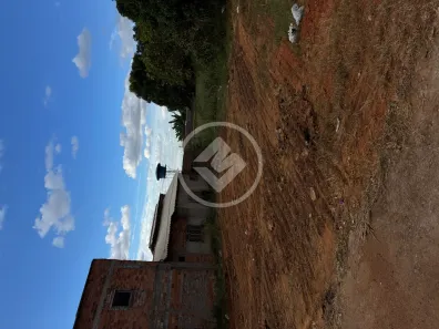 Lote/Terreno à venda, 445m² no Residencial Village Garavelo, Aparecida de Goiânia