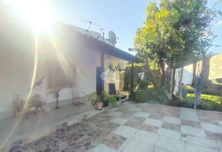 Casa com 3 Quartos à venda, 85m² no Tomazetti, Santa Maria