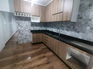 Casa com 2 Quartos para alugar, 89m² no Jardim São João, Jandira