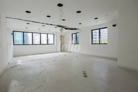 Sala Comercial para alugar, 110m² no Cerqueira César, São Paulo
