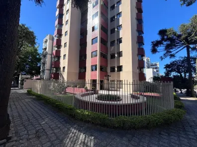 Apartamento com 2 Quartos à venda, 92m² no Água Verde, Curitiba