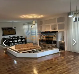Casa com 5 Quartos para venda ou aluguel, 463m² no Vila Assunção, Santo André