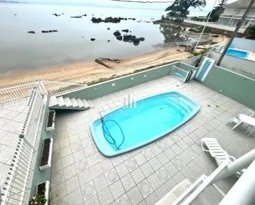 Casa com 3 Quartos à venda, 223m² no Ponta de Baixo, São José