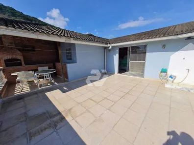 Casa de Condomínio com 4 Quartos à venda, 240m² no Vargem Pequena, Rio de Janeiro