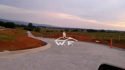 Lote/Terreno à venda, 175m² no Pedrinha, Guaratinguetá