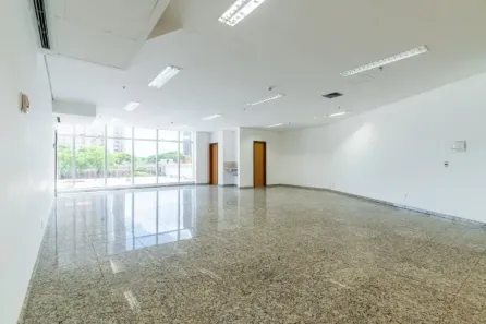 Prédio Comercial para alugar, 99m² no Asa Sul, Brasília
