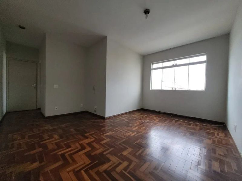 Apartamento com 3 quartos — Carlos Prates, Belo Horizonte