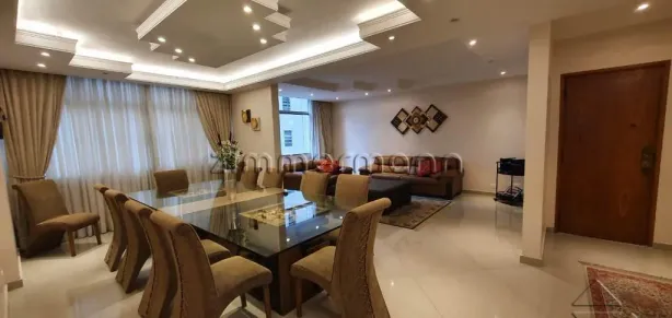 Apartamento com 3 Quartos à venda, 230m² no Jardim Paulista, São Paulo