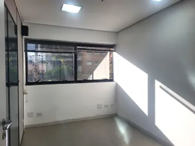 Sala Comercial com 2 Quartos para alugar, 32m² no Perdizes, São Paulo