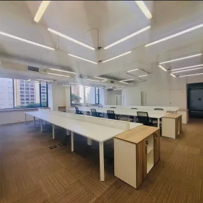 Sala Comercial para alugar, 374m² no Cidade Monções, São Paulo