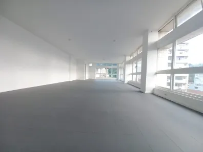 Sala Comercial para alugar, 120m² no Centro, Santos