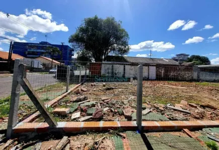 Lote/Terreno para alugar, 260m² no Vila Eunice Nova, Cachoeirinha