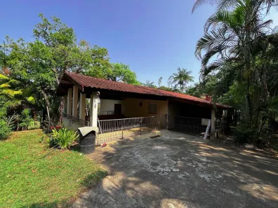 Fazenda/Sítio com 4 Quartos à venda, 17000m² no Santana, São José dos Campos
