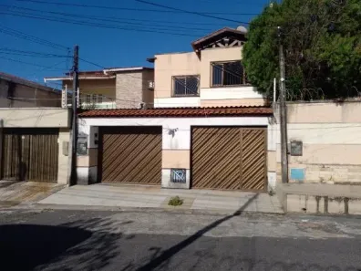Casa com 4 Quartos à venda, 192m² no Damas, Fortaleza