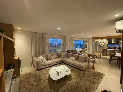 Apartamento com 3 Quartos à venda, 213m² no Cambuí, Campinas