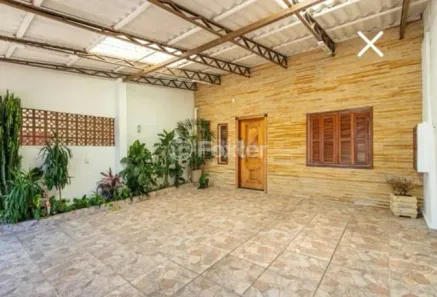 Casa com 3 Quartos à venda, 55m² no Rubem Berta, Porto Alegre