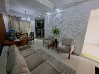 Sobrado com 3 Quartos à venda, 139m² no Fazendinha, Curitiba