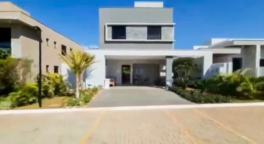 Sobrado com 4 Quartos à venda, 300m² no Residencial Jardins Lyon, Aparecida de Goiânia