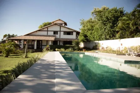 Casa com 5 Quartos para venda ou aluguel, 330m² no Vila de Abrantes (Abrantes), Camaçari