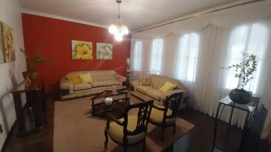 Sobrado com 3 Quartos à venda, 360m² no Vila Nova Esperia, Jundiaí