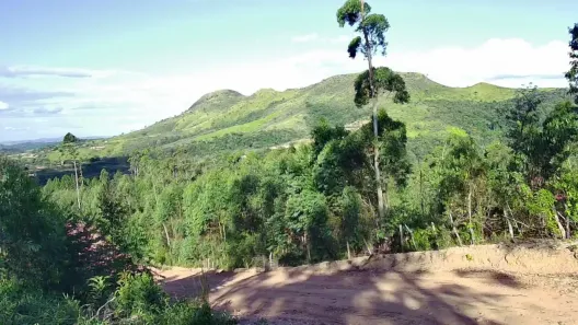 Lote/Terreno à venda, 1000m² no Estacao de Moreiras, Mairinque