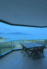 Apartamento com 4 Quartos à venda, 300m² no Coqueiros, Florianópolis