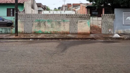 Lote/Terreno à venda, 250m² no Leonor, Londrina