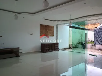 Casa com 2 Quartos à venda, 200m² no Vila Atlântica, Caraguatatuba