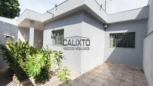 Casa com 3 Quartos à venda, 150m² no Nossa Senhora Aparecida, Uberlândia