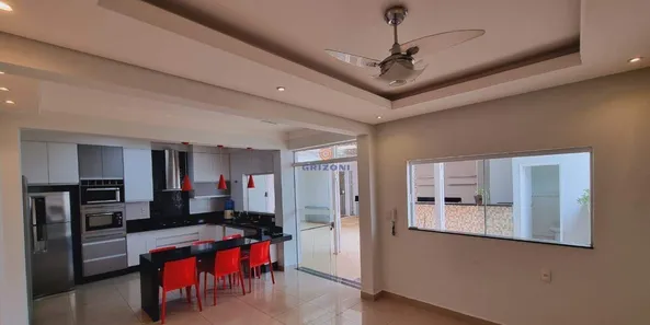 Casa com 3 Quartos à venda, 397m² no Centro, Bauru