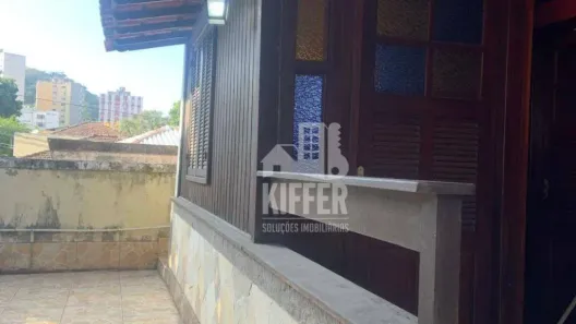 Casa com 5 Quartos à venda, 250m² no Santa Rosa, Niterói