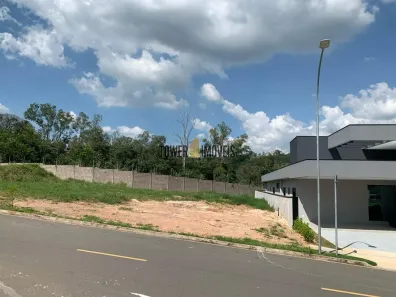 Lote/Terreno à venda, 690m² no Jardim Portugal, Valinhos