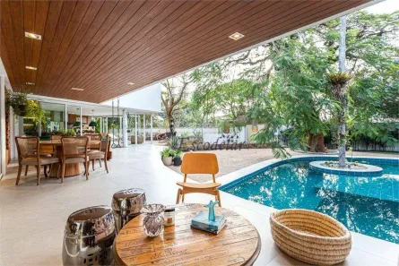 Casa com 5 Quartos à venda, 750m² no Vila Madalena, São Paulo