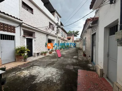 Casa com 2 Quartos à venda, 95m² no Tauá, Rio de Janeiro