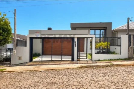 Casa com 3 Quartos à venda, 205m² no Zimmer, Erechim