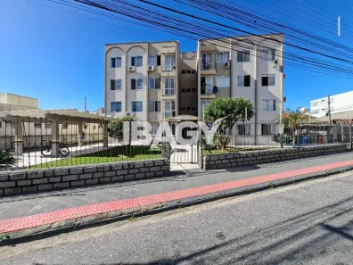 Apartamento com 3 Quartos para alugar, 70m² no Canto, Florianópolis
