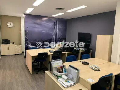 Sala Comercial para alugar, 200m² no Vila Bastos, Santo André