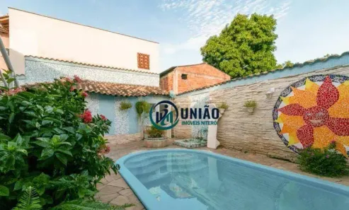 Casa com 3 Quartos à venda, 225m² no Piratininga, Niterói