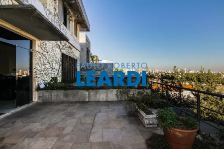 Sobrado com 4 Quartos à venda, 404m² no Vila Ida, São Paulo