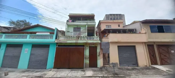 Sobrado com 4 Quartos à venda, 200m² no Jardim Ester Yolanda, São Paulo